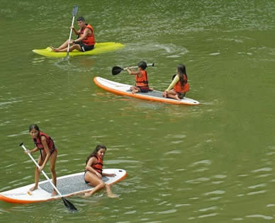 Tirolesa e Stand up paddle